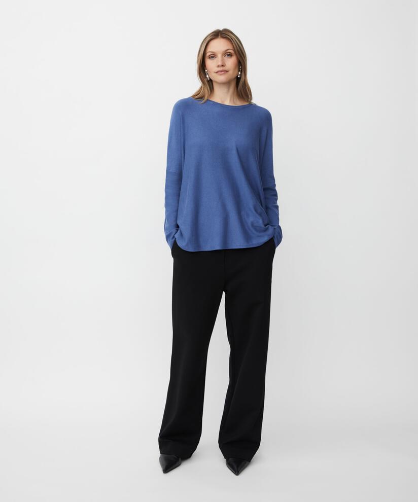 Fanasi Jumper, Bijou Blue