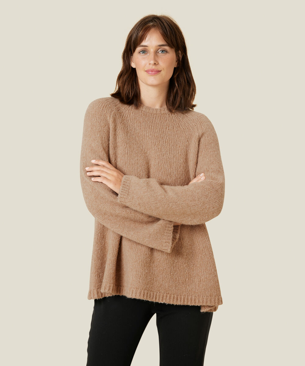 FALLON TOP, Iced Coffee