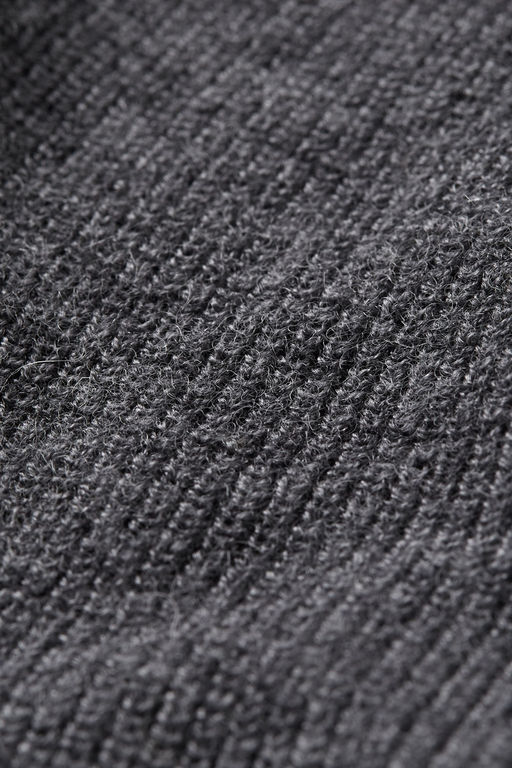 Pelia Trous, M. Grey mel.