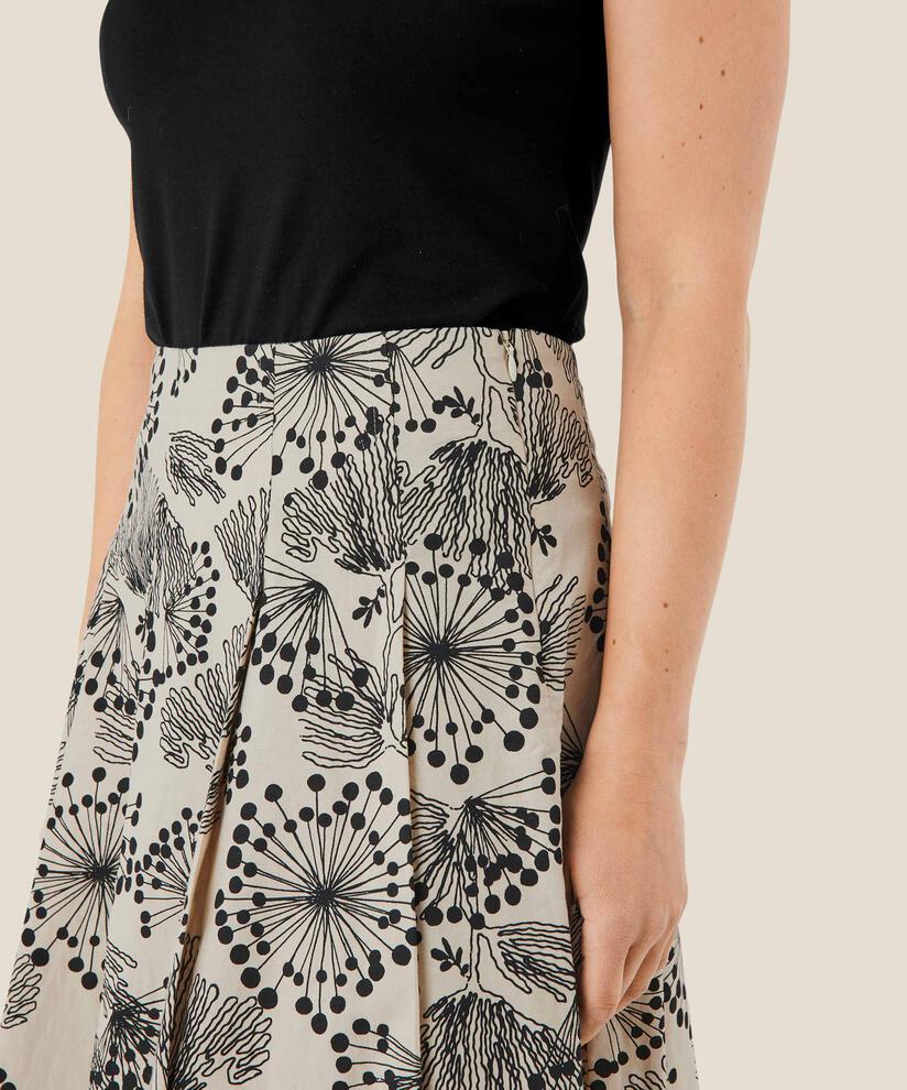 Sabin Skirt, Fog