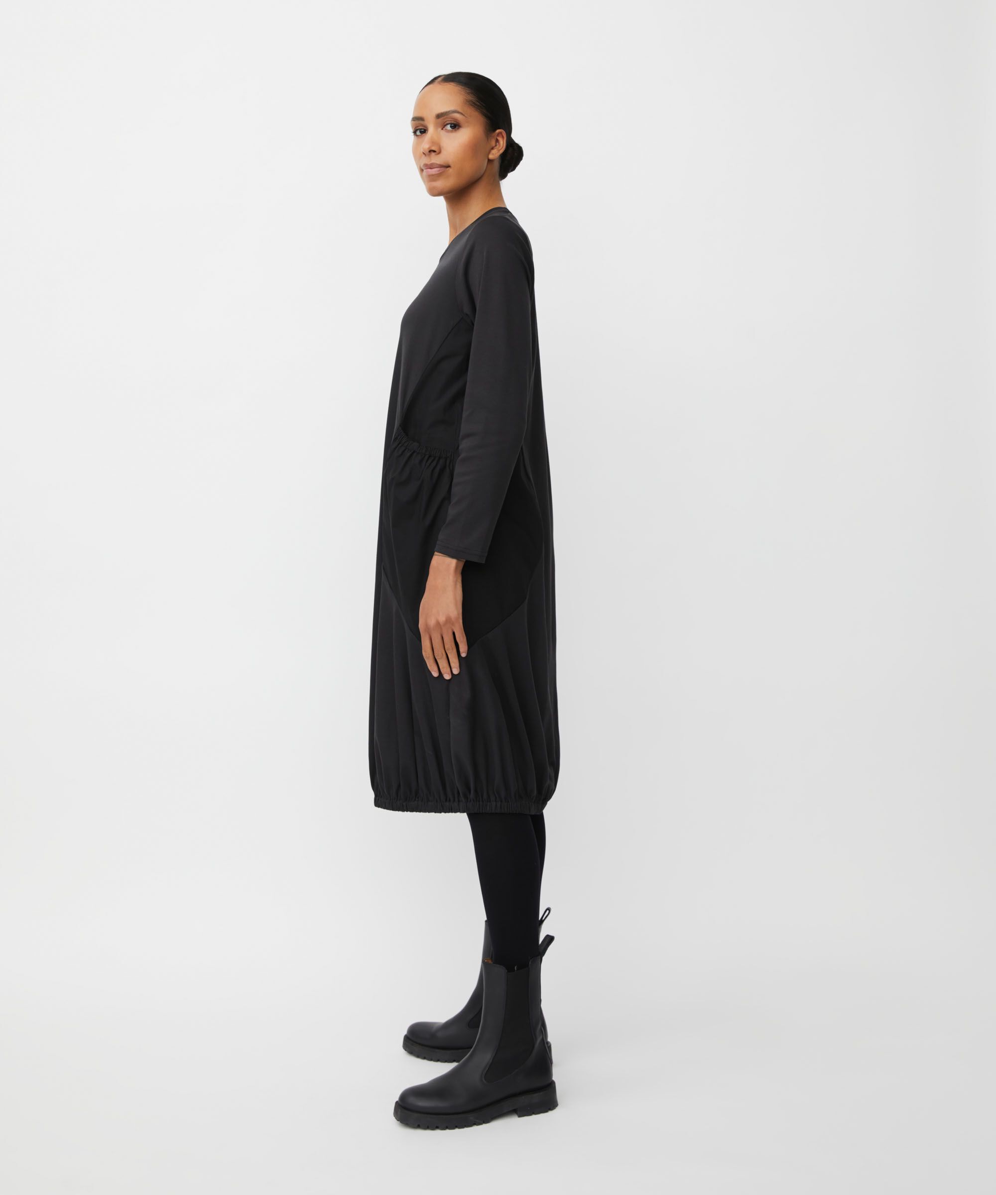 Nyphira JERSEY Dress, Black