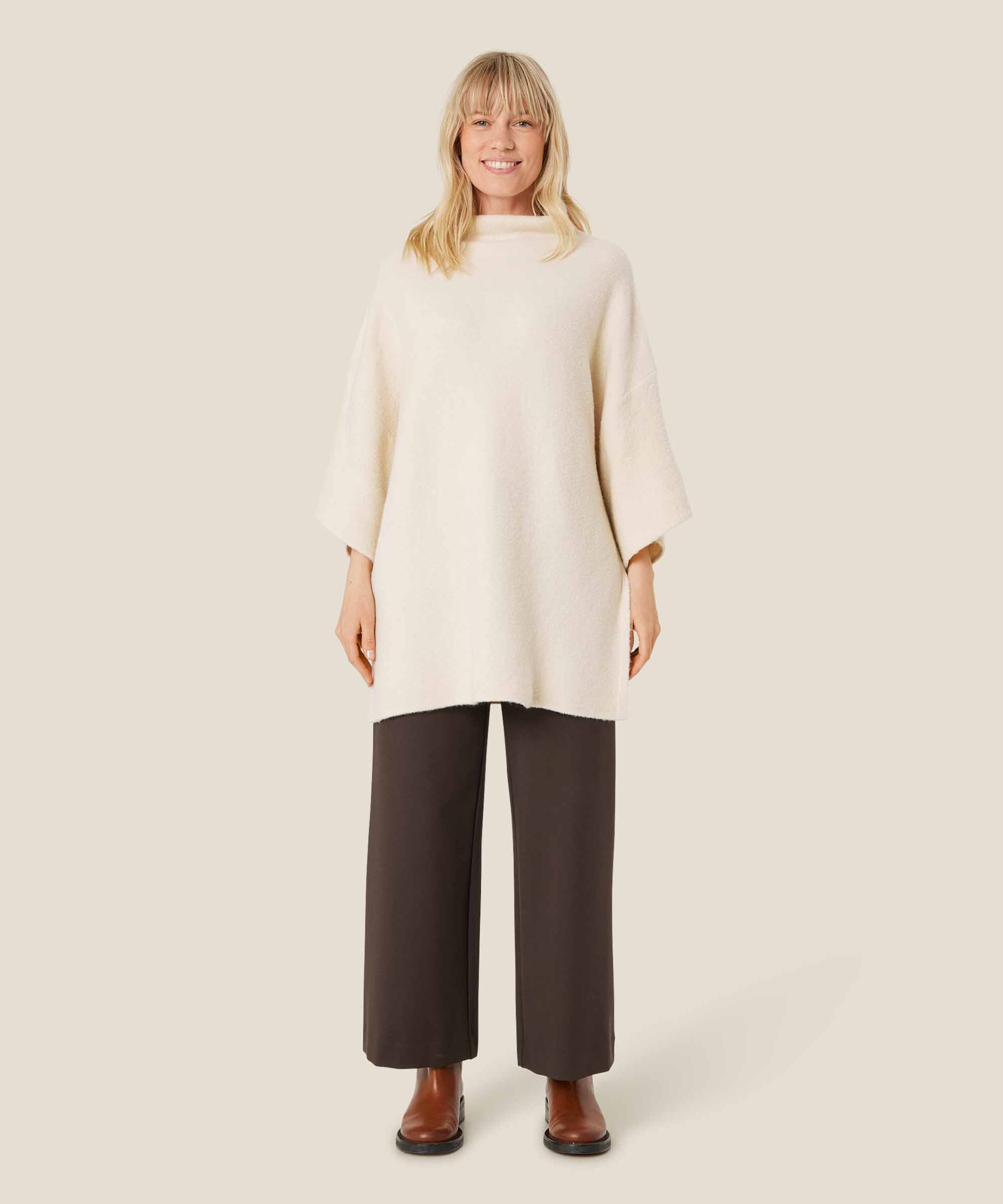 Faviola Jumper, Fog