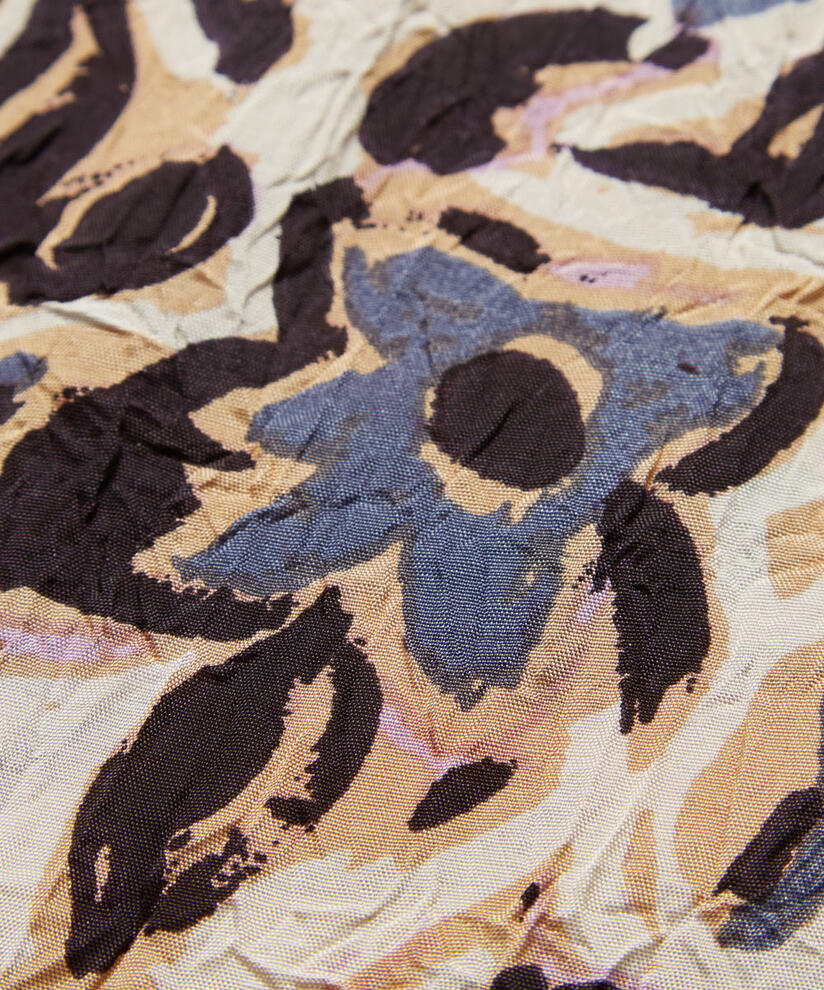 NABI DRESS, Tannin