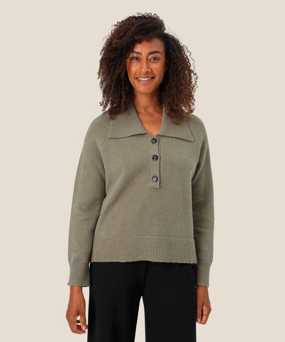 Faye Jumper, Vetiver