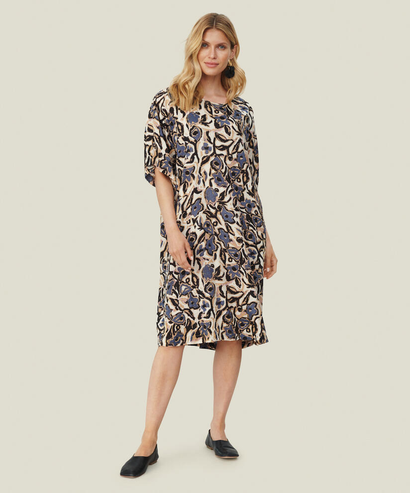 NABI DRESS, Tannin