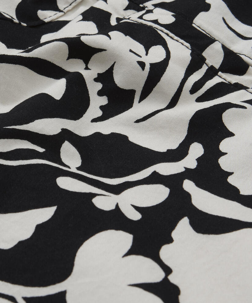 POPPY REGULAR, Black