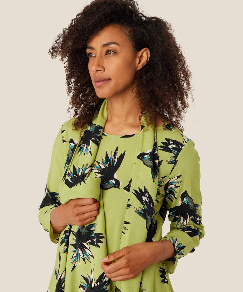Alo Scarf, Fern