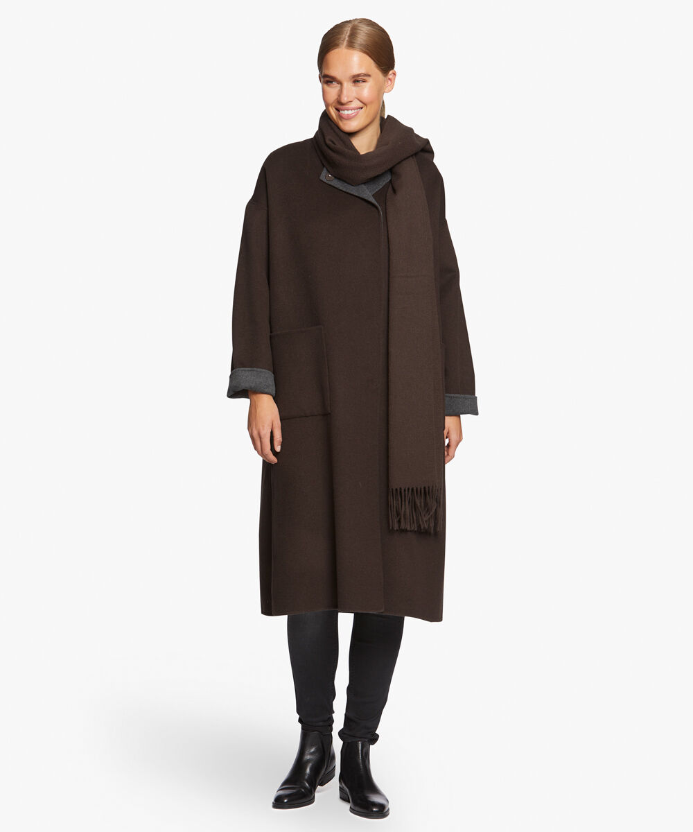 Anna Scarf, Chocolate