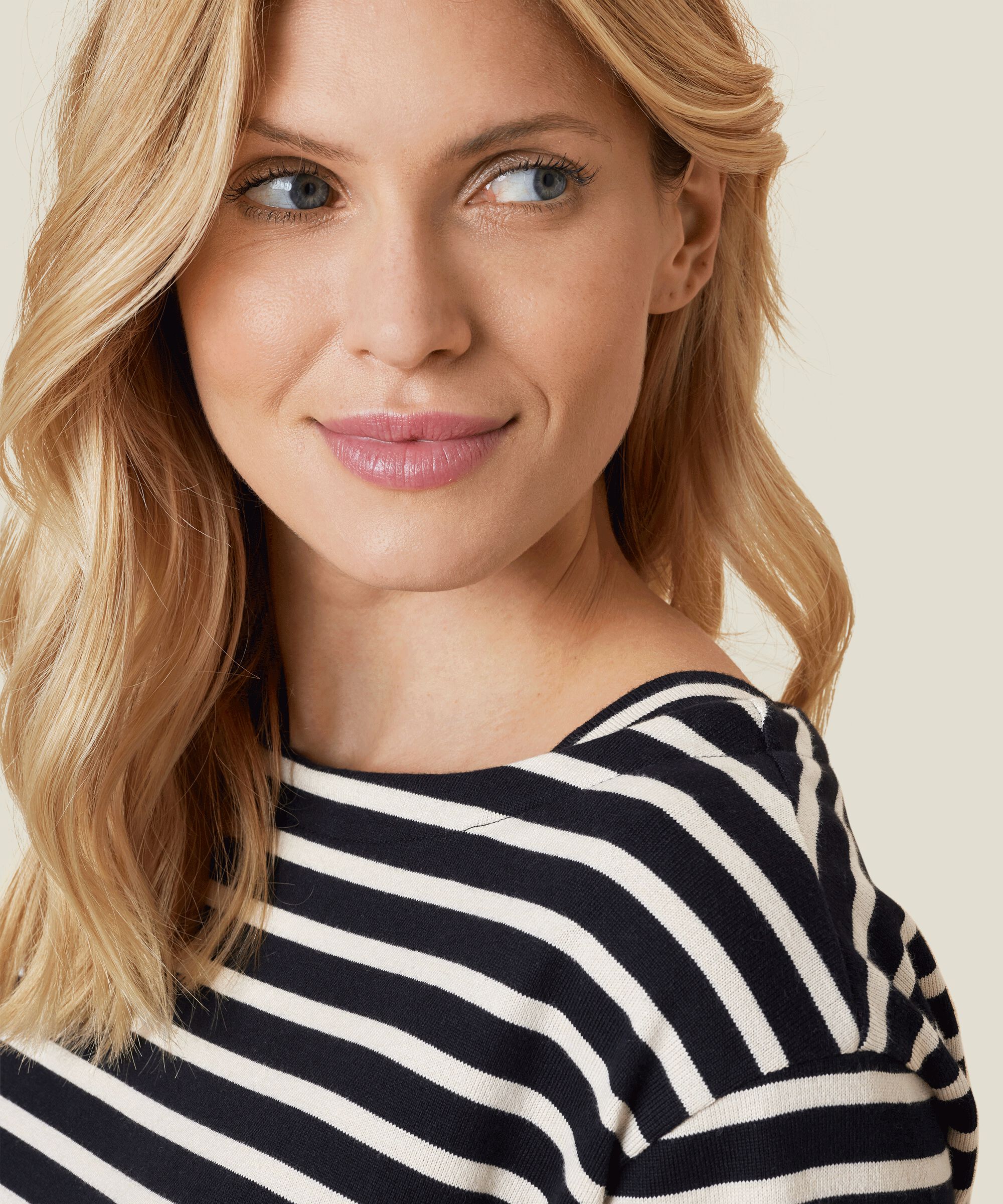 DACEYA JERSEY TOP, Black