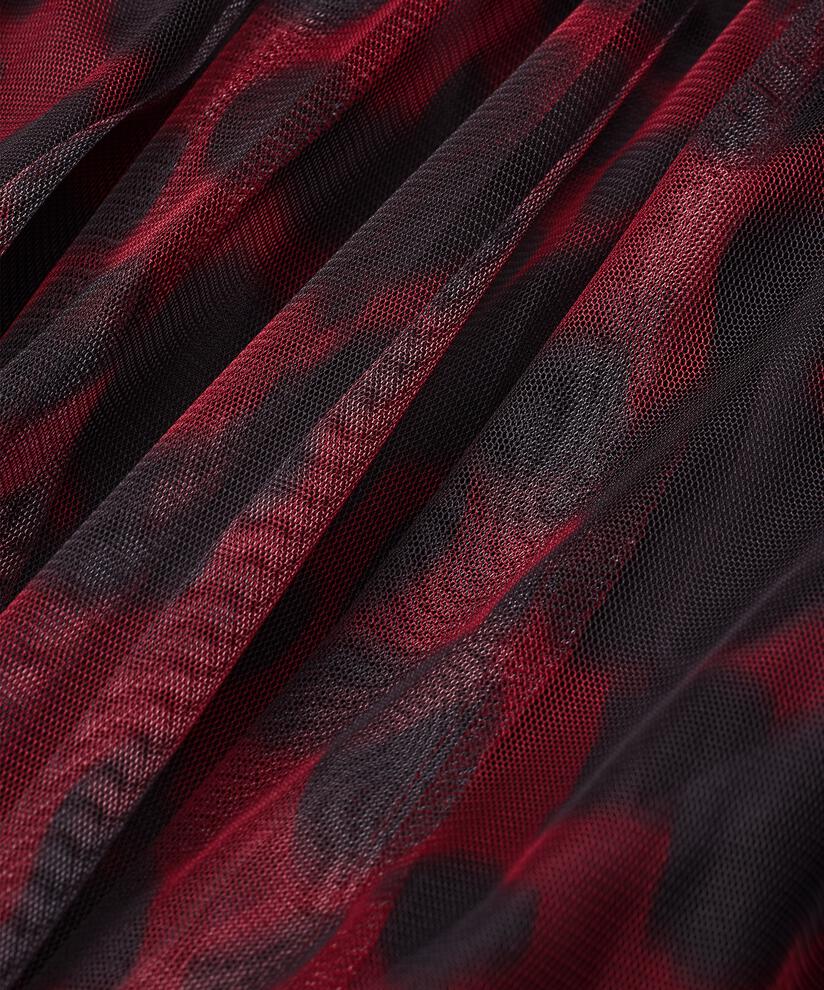 Scarlet Skirt, Tawny Port