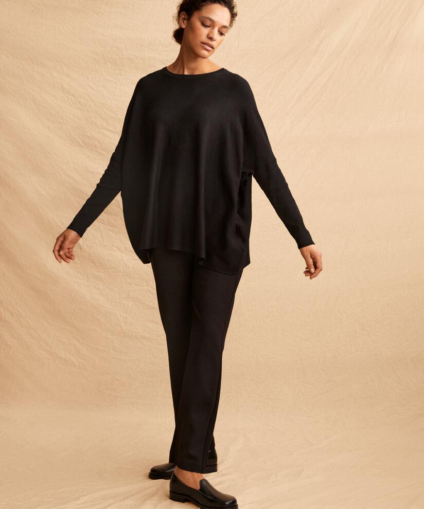 Fanasi Jumper, Black