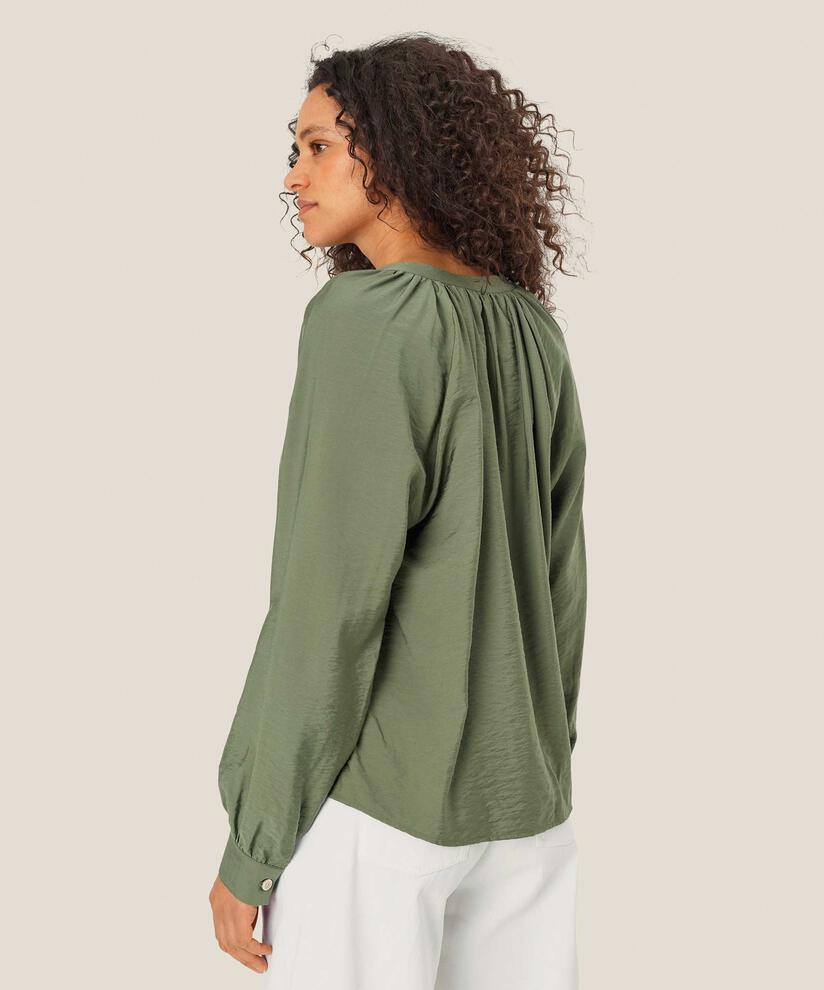 Iralea Shirt, Four Clover