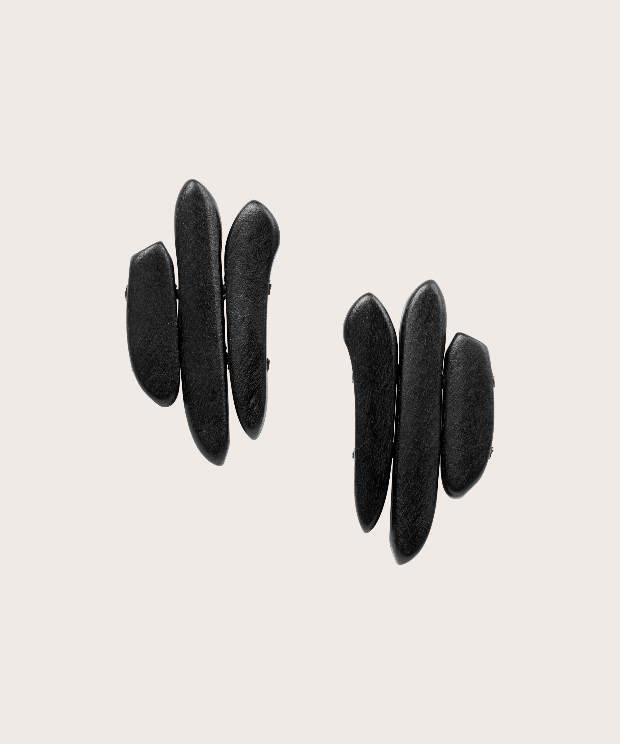 Ryvia Earrings, Black