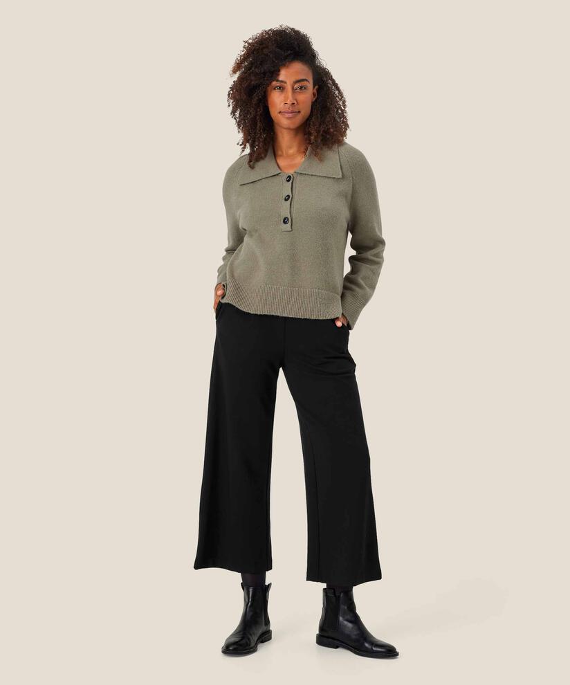 Faye Jumper, Vetiver