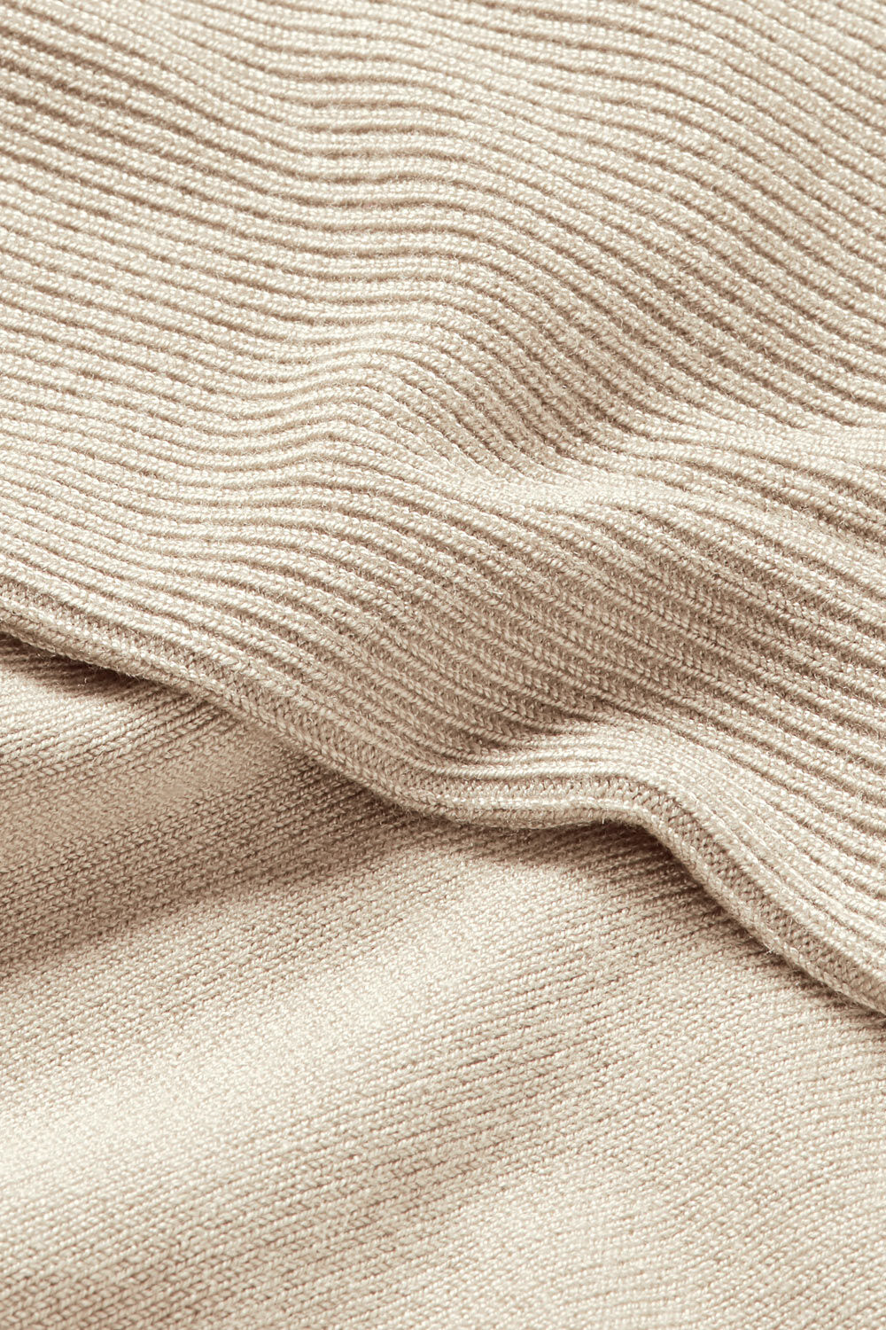 Fanasi Jumper, Whitecap