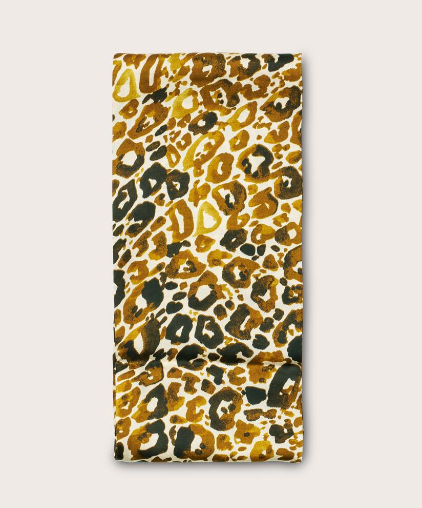 Alo Scarf, Plantation