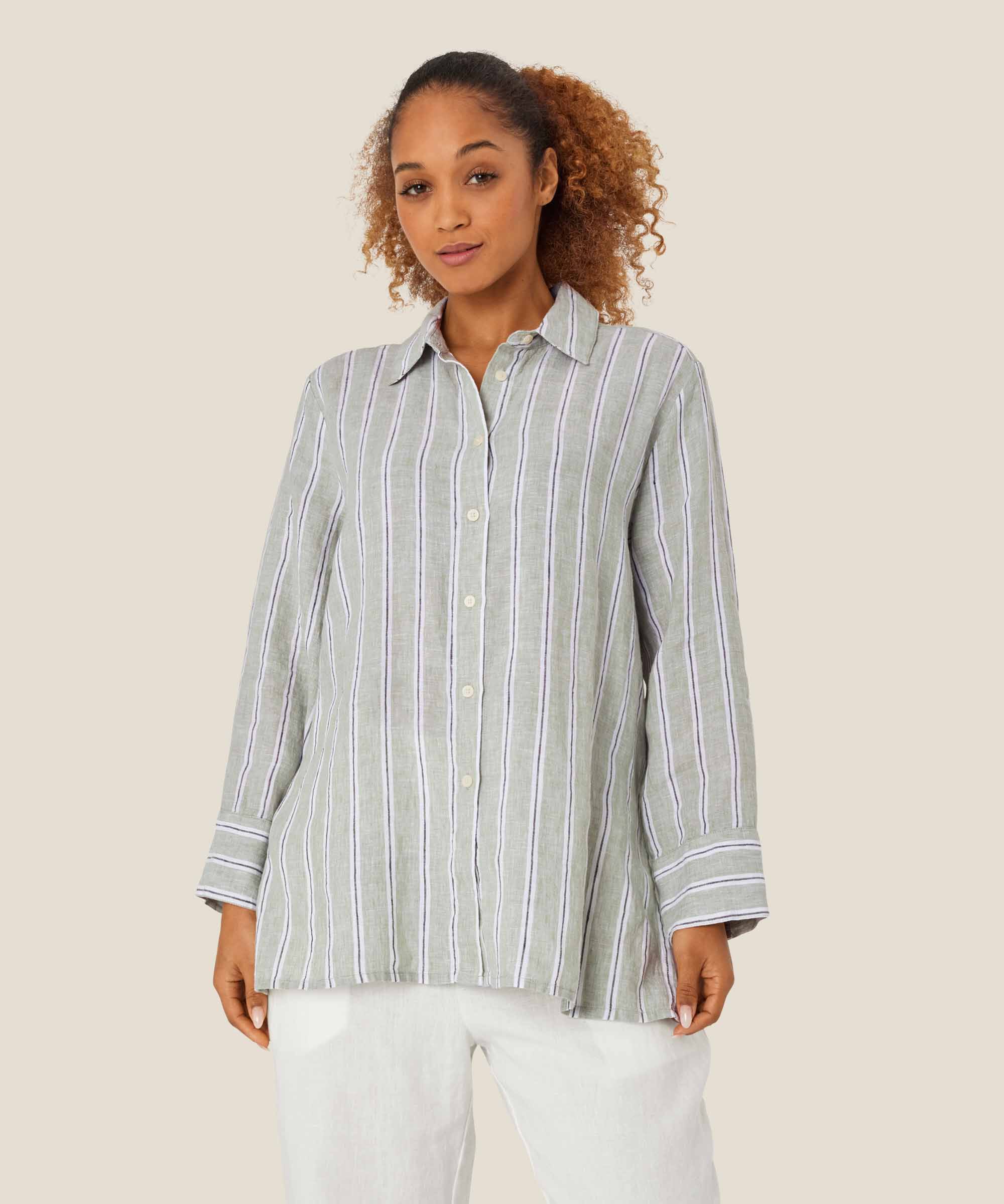 Ilo Shirt, Bog