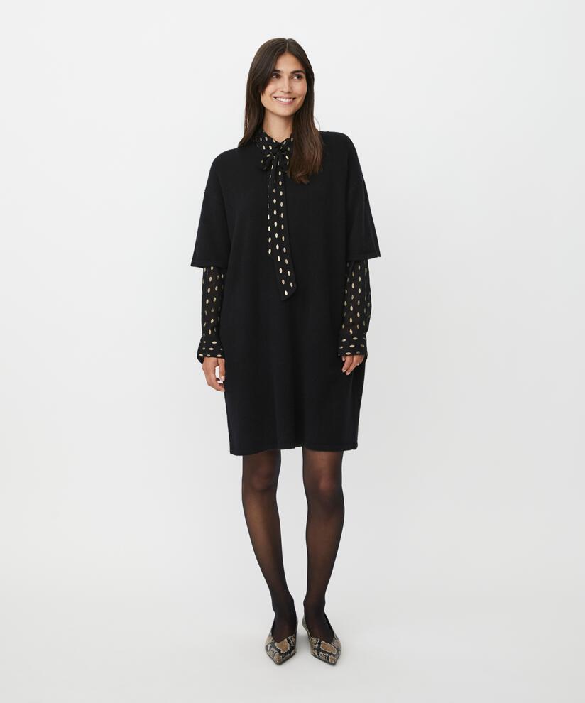 Nyrovia Woolen Dress, Black