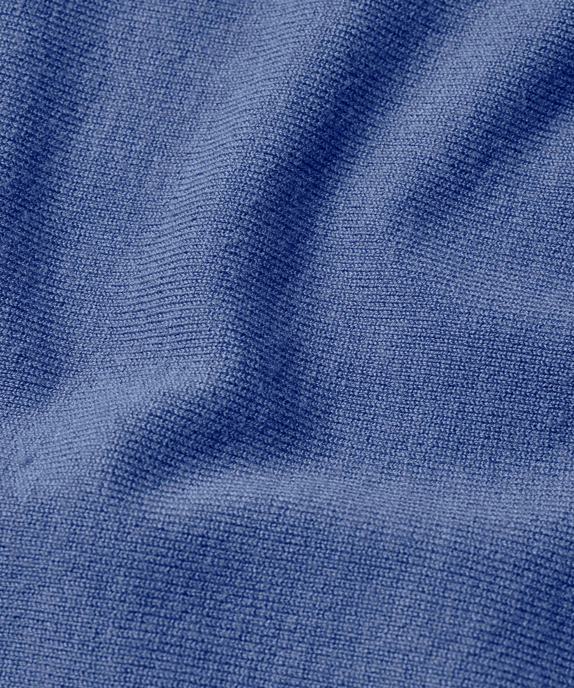 Fanasi Jumper, Bijou Blue