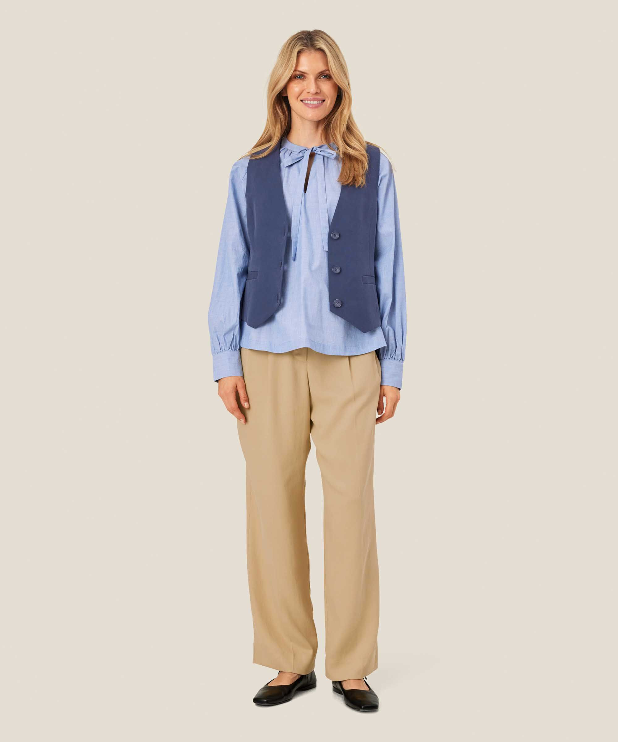 Jordyn Waistcoat, Sargasso Sea