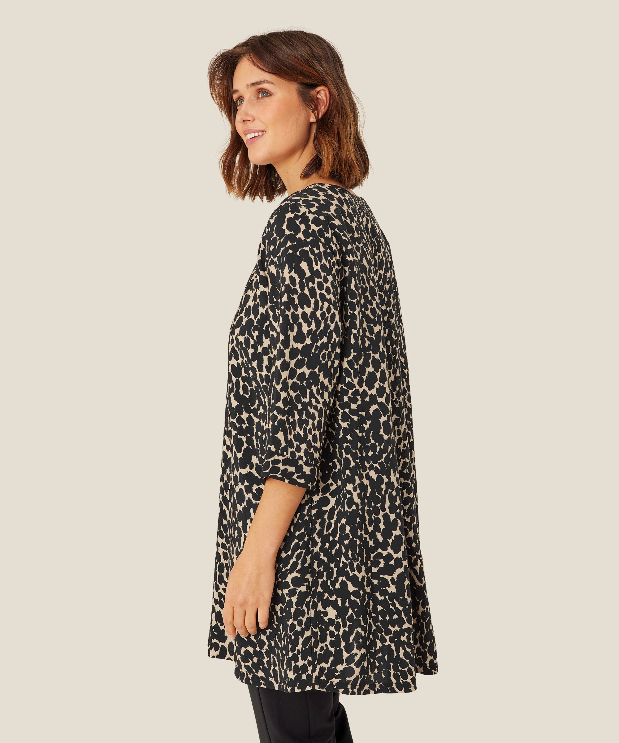 Glenval Tunic, Black