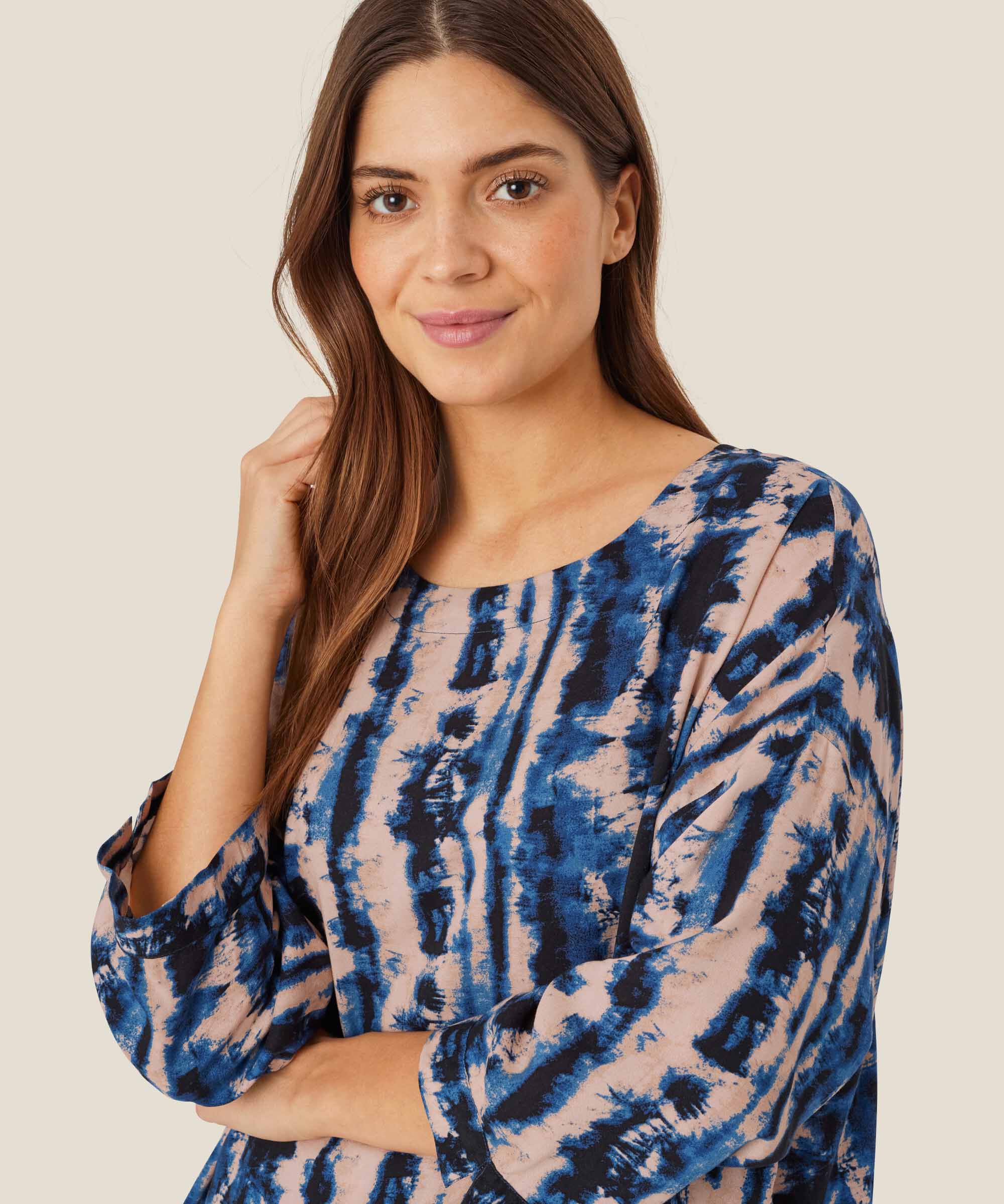 Becca Blouse, Navy Peony