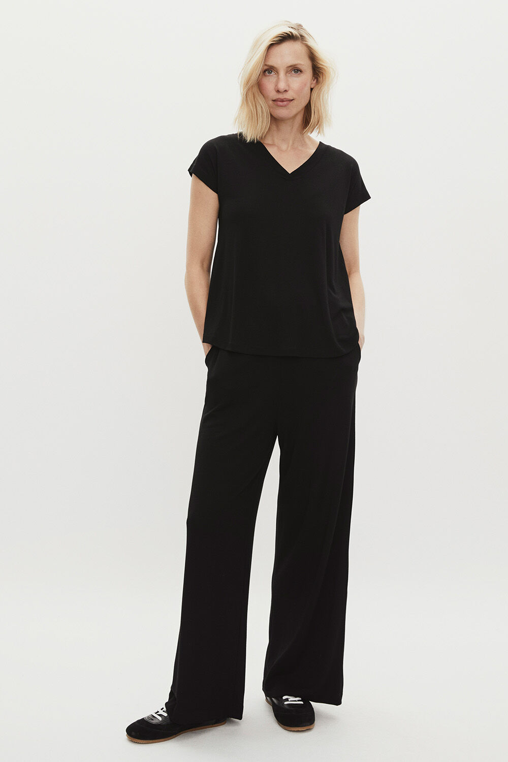 Efa Jersey Top - Black, Pirista JERSEY Trousers - Black