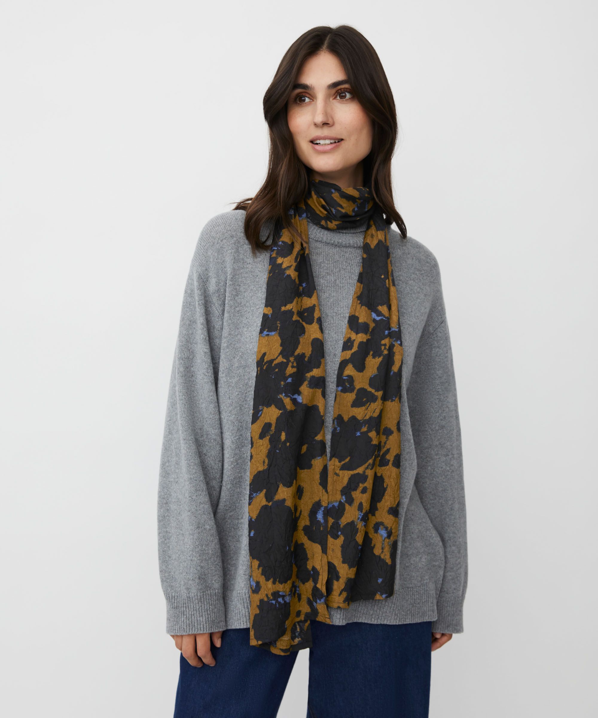 Along Scarf, Breen