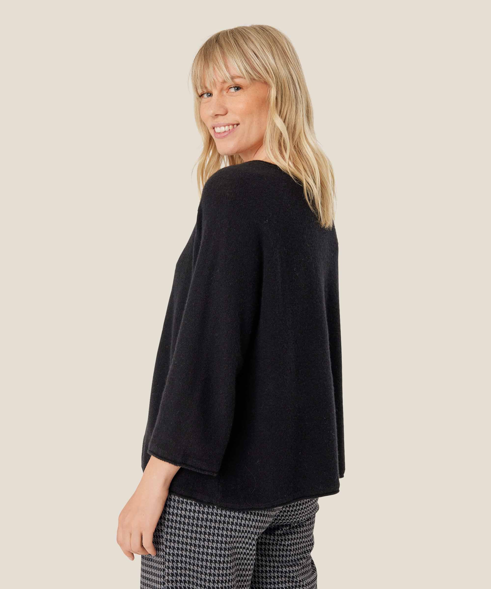 Fenji Jumper, Black
