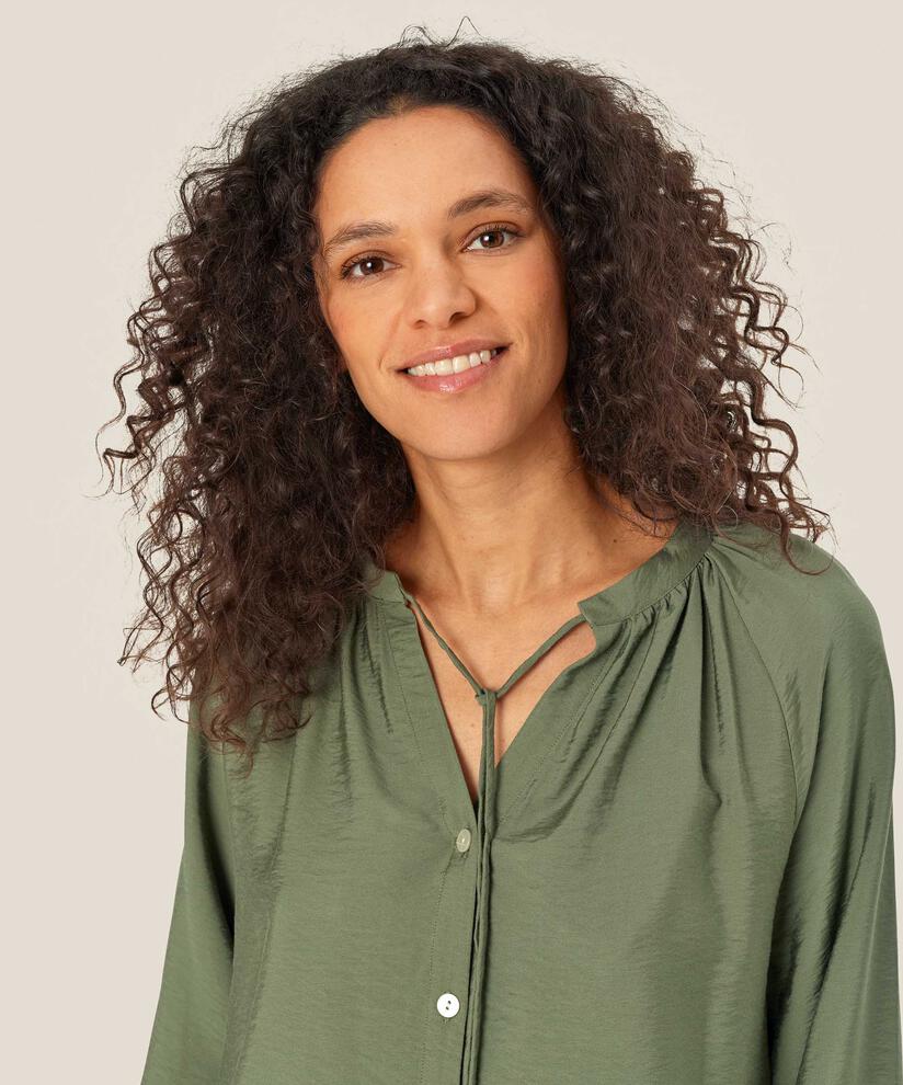 Iralea Shirt, Four Clover